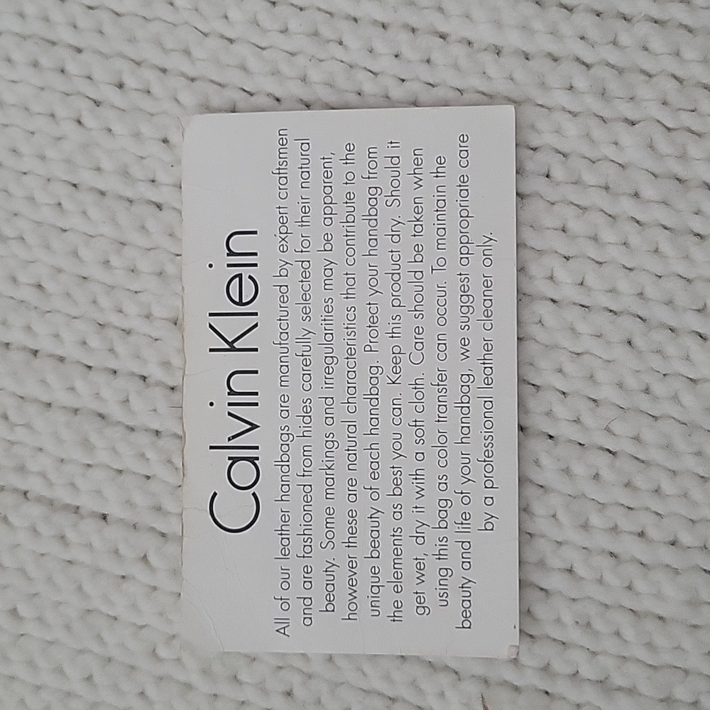 Calvin Klein red clutch zipper pouch - Picture 7 of 11